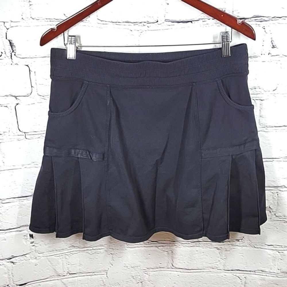 Athleta Black Pleated Skort with Pockets